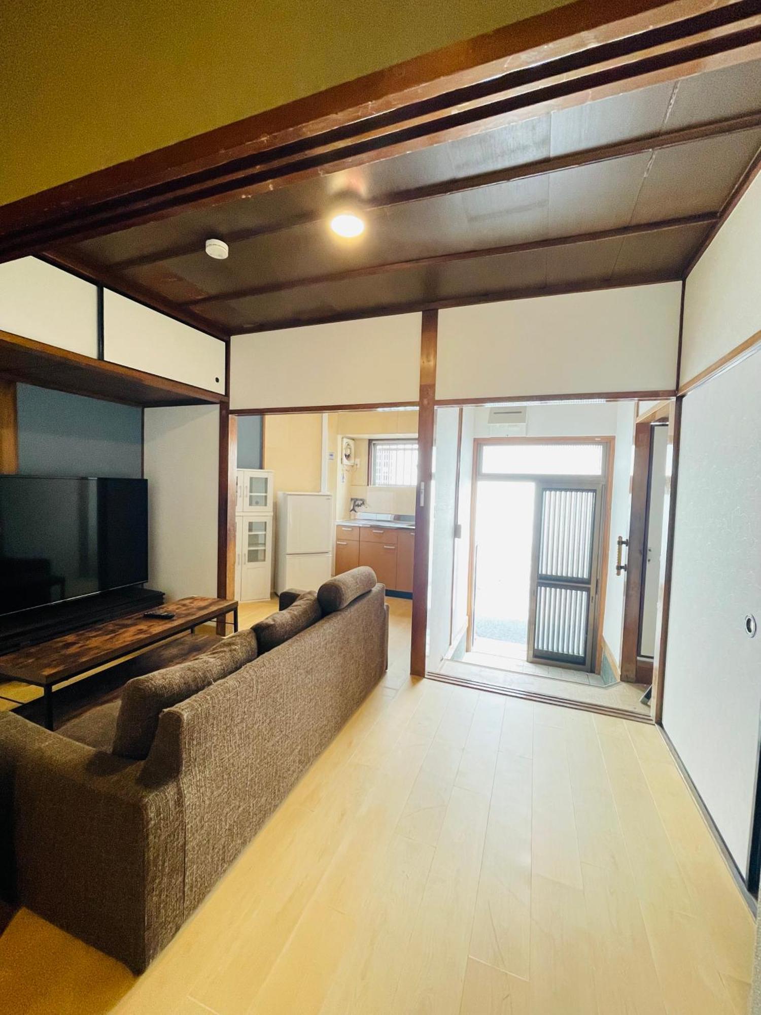 Appartement Namba Shinsaibashi 10 Mins Castle　east *