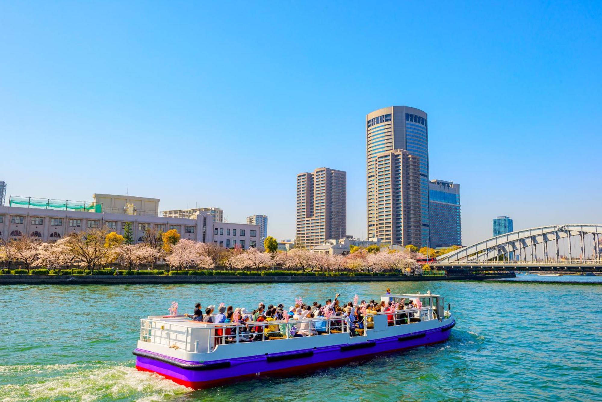 Namba Shinsaibashi 10 Mins Castle　east 大阪市
